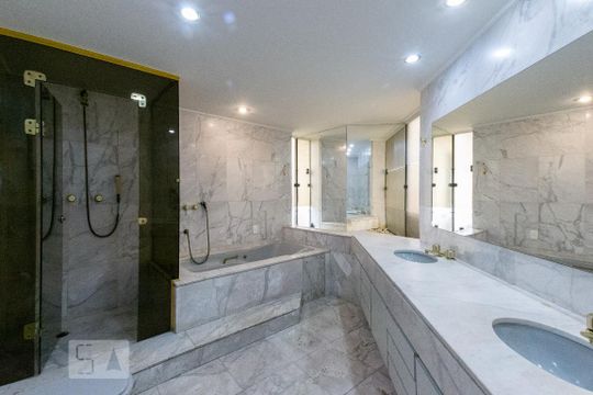 Banheiro 1 Suíte 1 de apartamento à venda com 4 quartos, 420m² em Moema, São Paulo