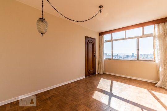 Apartamento para alugar com 2 quartos, 67m² em Sumarezinho, São Paulo