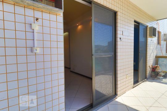 Varanda Sala de apartamento à venda com 3 quartos, 93m² em Taquara, Rio de Janeiro