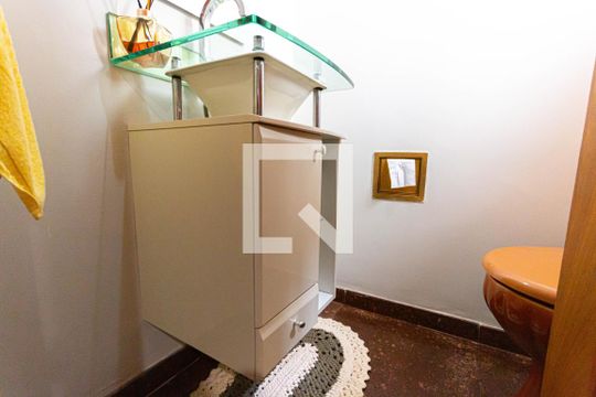 Banheiro 1 de casa à venda com 2 quartos, 578m² em Parque Taquaral, Campinas