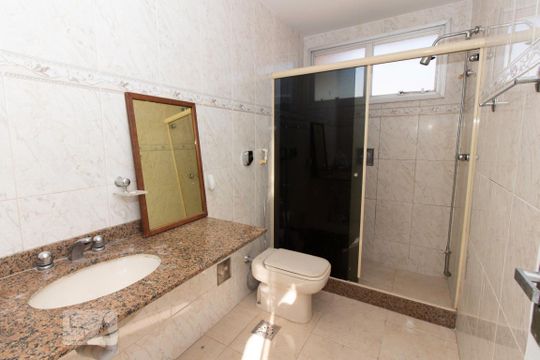 Banheiro suíte de apartamento à venda com 3 quartos, 120m² em Méier, Rio de Janeiro