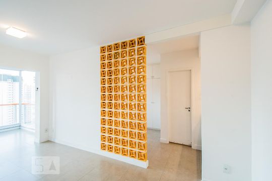 Sala  de apartamento para alugar com 1 quarto, 52m² em Chácara Klabin, São Paulo
