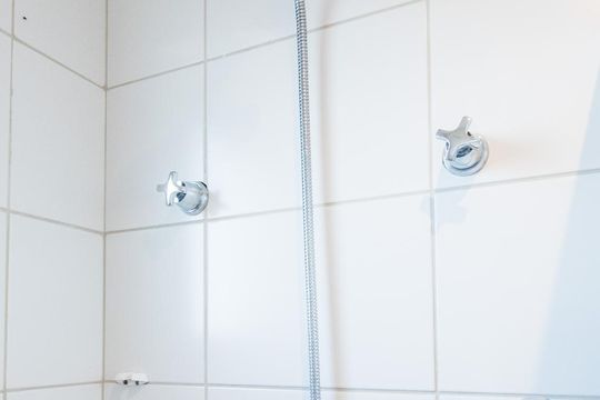Banheiro de apartamento para alugar com 1 quarto, 52m² em Chácara Klabin, São Paulo