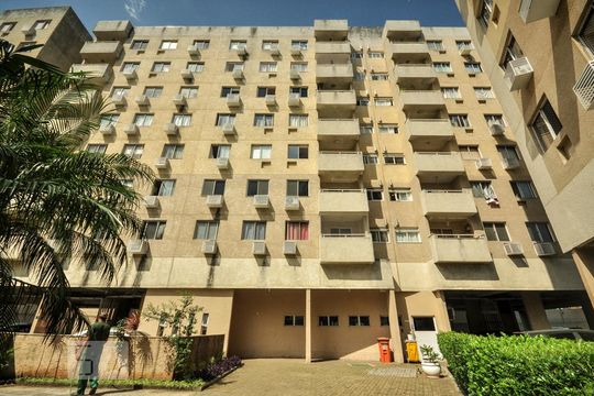 Fachada de apartamento para alugar com 2 quartos, 60m² em Taquara, Rio de Janeiro