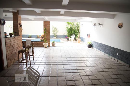 Área da churrasqueira  de casa à venda com 4 quartos, 342m² em Água Fria, São Paulo