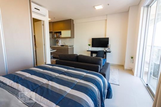 Quarto  de kitnet/studio para alugar com 1 quarto, 32m² em Centro, Osasco