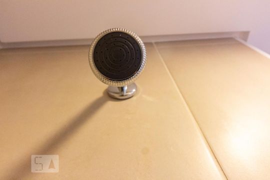Chuveiro  de kitnet/studio para alugar com 1 quarto, 32m² em Centro, Osasco