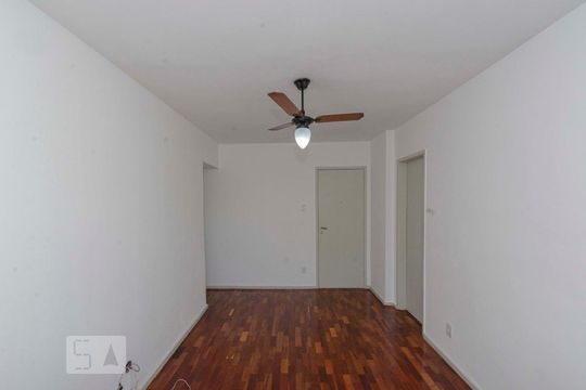 Sala de apartamento à venda com 2 quartos, 70m² em Cidade Nova, Rio de Janeiro