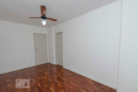 Sala de apartamento à venda com 2 quartos, 70m² em Cidade Nova, Rio de Janeiro