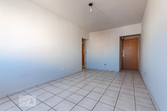 Sala de apartamento à venda com 2 quartos, 65m² em Centro, Campinas