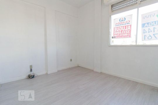 Quarto 1 de apartamento à venda com 3 quartos, 76m² em Menino Deus, Porto Alegre