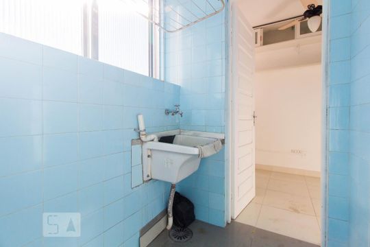 Área de Serviço de apartamento à venda com 3 quartos, 76m² em Menino Deus, Porto Alegre