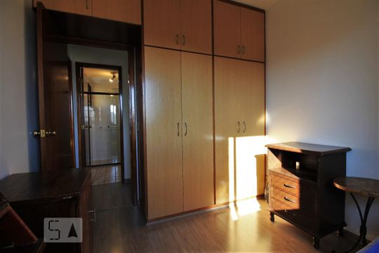 Quarto 1 de apartamento para alugar com 2 quartos, 62m² em Vila Andrade, São Paulo