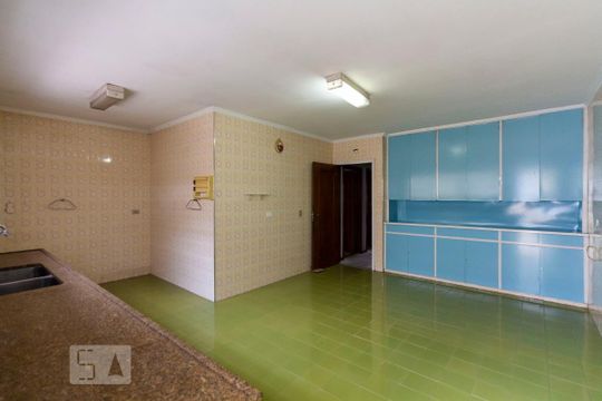 Cozinha de casa para alugar com 2 quartos, 150m² em Parque Jabaquara, São Paulo