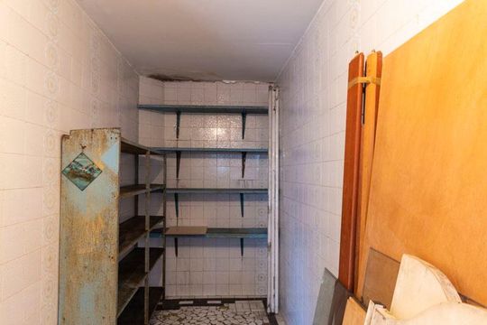 Depósito da Garagem de casa para alugar com 2 quartos, 150m² em Parque Jabaquara, São Paulo