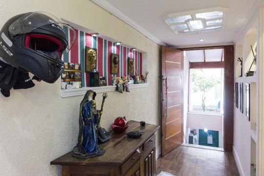Hall de casa à venda com 3 quartos, 350m² em Vila Guaca, São Paulo