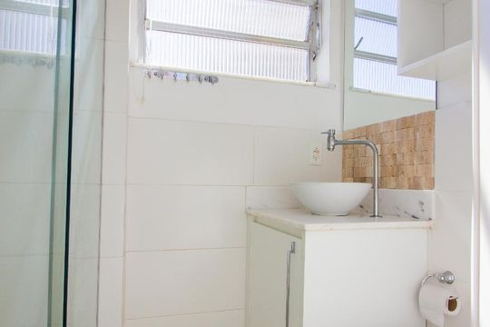 Banheiro de apartamento à venda com 1 quarto, 34m² em Centro, Rio de Janeiro