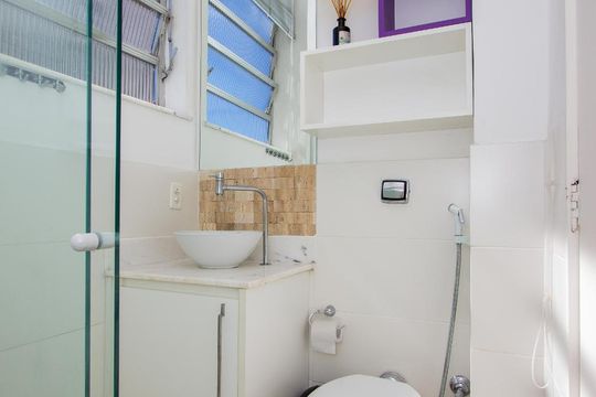 Banheiro de apartamento à venda com 1 quarto, 34m² em Centro, Rio de Janeiro
