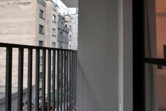 Varanda de kitnet/studio para alugar com 1 quarto, 23m² em Santa Efigênia, São Paulo