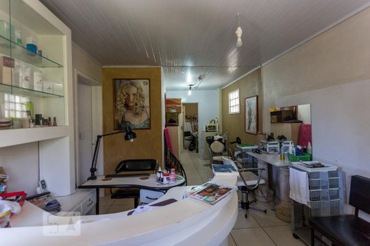 Sala de casa à venda com 4 quartos, 400m² em Glória, Porto Alegre