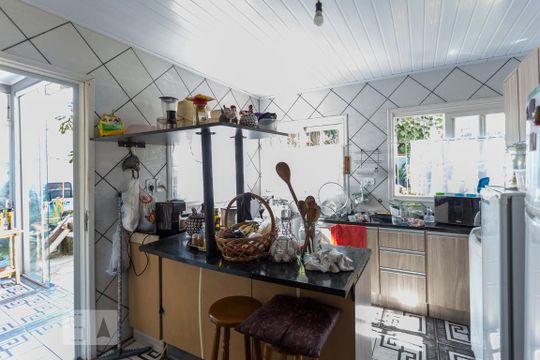 Cozinha de casa à venda com 4 quartos, 400m² em Glória, Porto Alegre