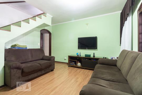 Casa para alugar com 3 quartos, 186m² em Jardim Peri, Osasco