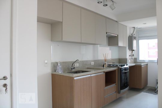 Cozinha de apartamento para alugar com 1 quarto, 70m² em Vila Anglo Brasileira, São Paulo