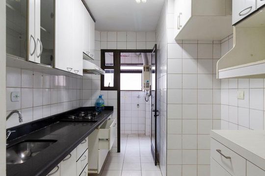 Cozinha de apartamento à venda com 3 quartos, 75m² em Jardim Oriental, São Paulo