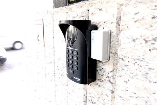 Portaria eletrônica de apartamento para alugar com 2 quartos, 70m² em Setor Oeste, Goiânia