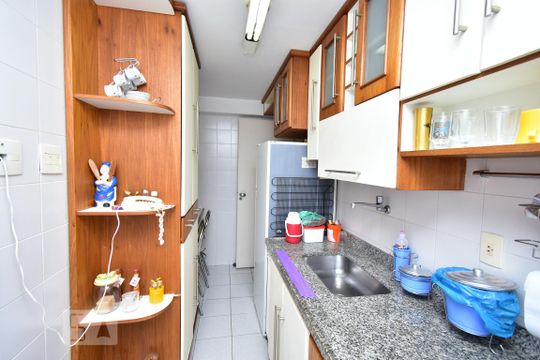 Cozinha de apartamento à venda com 2 quartos, 108m² em Ingá, Niterói