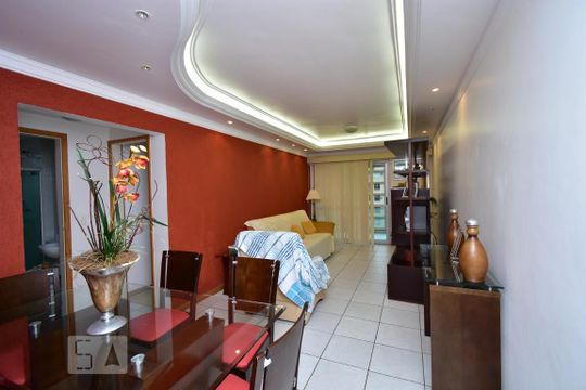 Sala de apartamento à venda com 2 quartos, 108m² em Ingá, Niterói