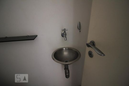 Pia de apartamento para alugar com 1 quarto, 70m² em Jardim Fonte do Morumbi, São Paulo