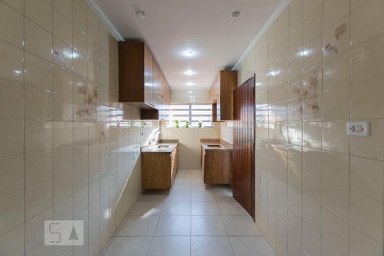 Cozinha de casa para alugar com 3 quartos, 250m² em Bosque da Saúde, São Paulo