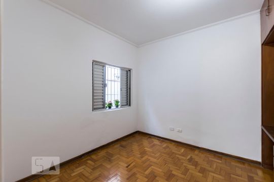 Quarto 1 de casa para alugar com 3 quartos, 250m² em Bosque da Saúde, São Paulo