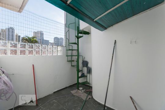 Área de serviço de casa para alugar com 3 quartos, 250m² em Bosque da Saúde, São Paulo