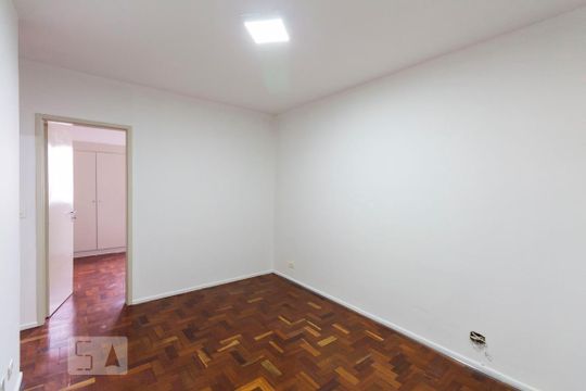 Sala de apartamento para alugar com 2 quartos, 60m² em Saúde, São Paulo