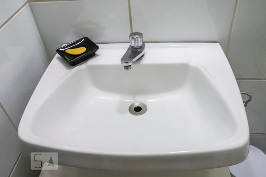 Banheiro de apartamento à venda com 2 quartos, 83m² em Consolação, São Paulo