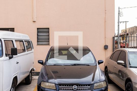 Garagem de apartamento para alugar com 3 quartos, 75m² em Jardim Leblon, Belo Horizonte