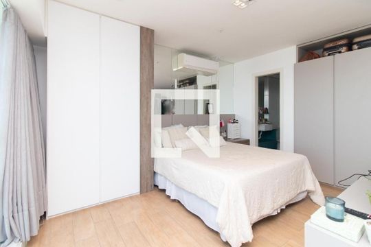 Kitnet/Studio à venda com 1 quarto, 43m² em Cristal, Porto Alegre