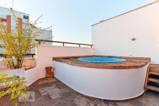 Cobertura de apartamento para alugar com 1 quarto, 70m² em Pinheiros, São Paulo