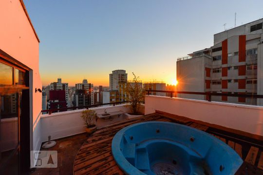 Cobertura de apartamento para alugar com 1 quarto, 70m² em Pinheiros, São Paulo