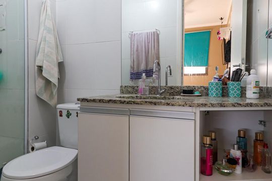 Banheiro da Suíte de apartamento à venda com 2 quartos, 67m² em Recreio dos Bandeirantes, Rio de Janeiro
