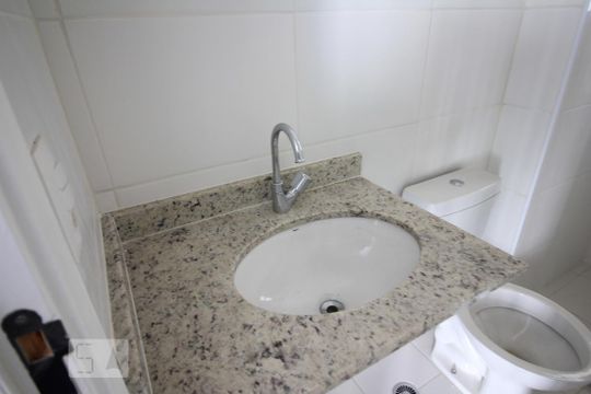 Pia de apartamento para alugar com 3 quartos, 67m² em Vila Andrade, São Paulo