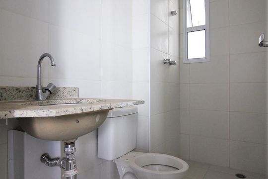 Banheiro de apartamento para alugar com 3 quartos, 67m² em Vila Andrade, São Paulo
