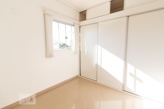 Quarto de apartamento para alugar com 1 quarto, 50m² em Taguatinga, Brasília