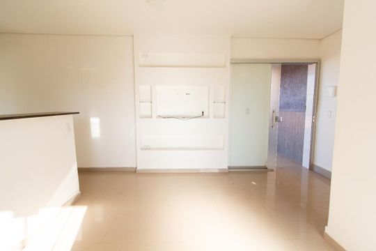 Sala de apartamento para alugar com 1 quarto, 50m² em Taguatinga, Brasília