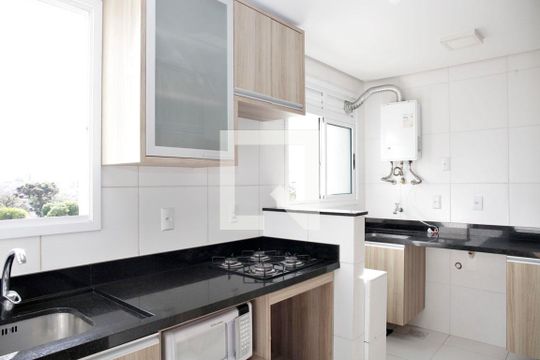 Cozinha de apartamento à venda com 1 quarto, 51m² em Vila Ipiranga, Porto Alegre