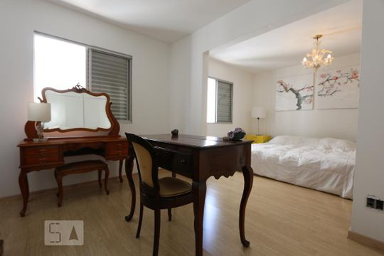 suite de apartamento para alugar com 2 quartos, 120m² em Real Parque, São Paulo
