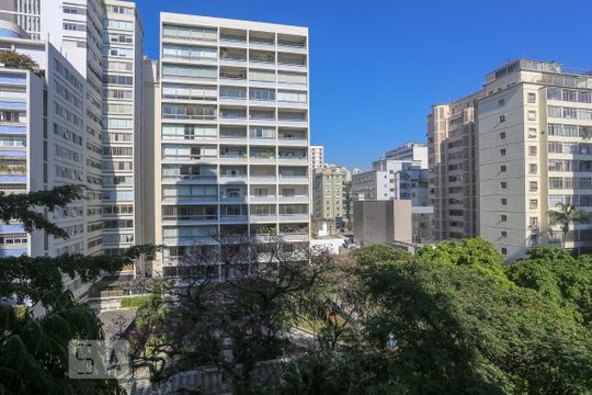 Varanda Quarto 1 de apartamento para alugar com 3 quartos, 142m² em Pacaembu, São Paulo