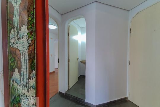 Detalhe Sala de apartamento para alugar com 3 quartos, 142m² em Pacaembu, São Paulo